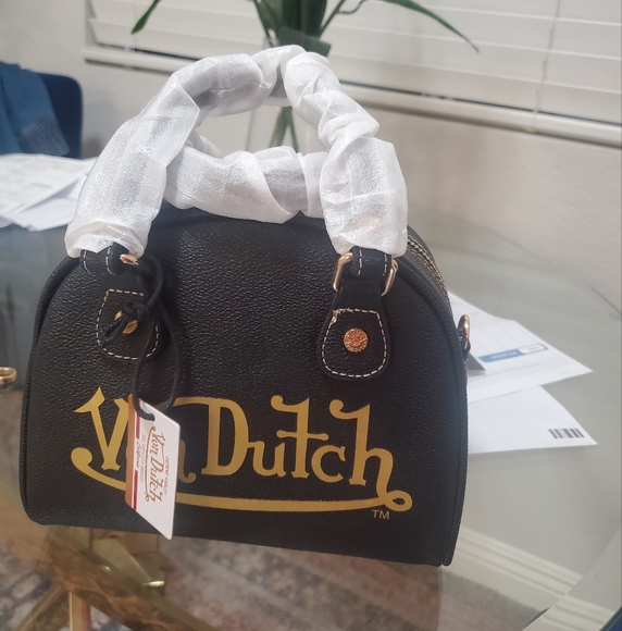 Von Dutch Black and Gold Bowling Bag - Picture 2 of 5